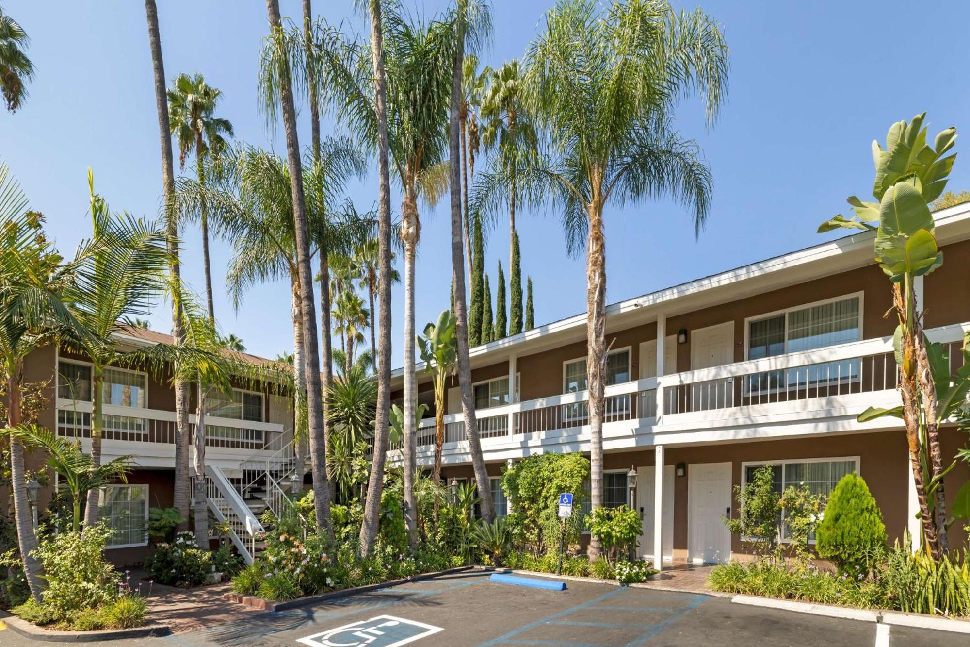 Best Western Plus Carriage Inn Los Angeles Eksteriør bilde
